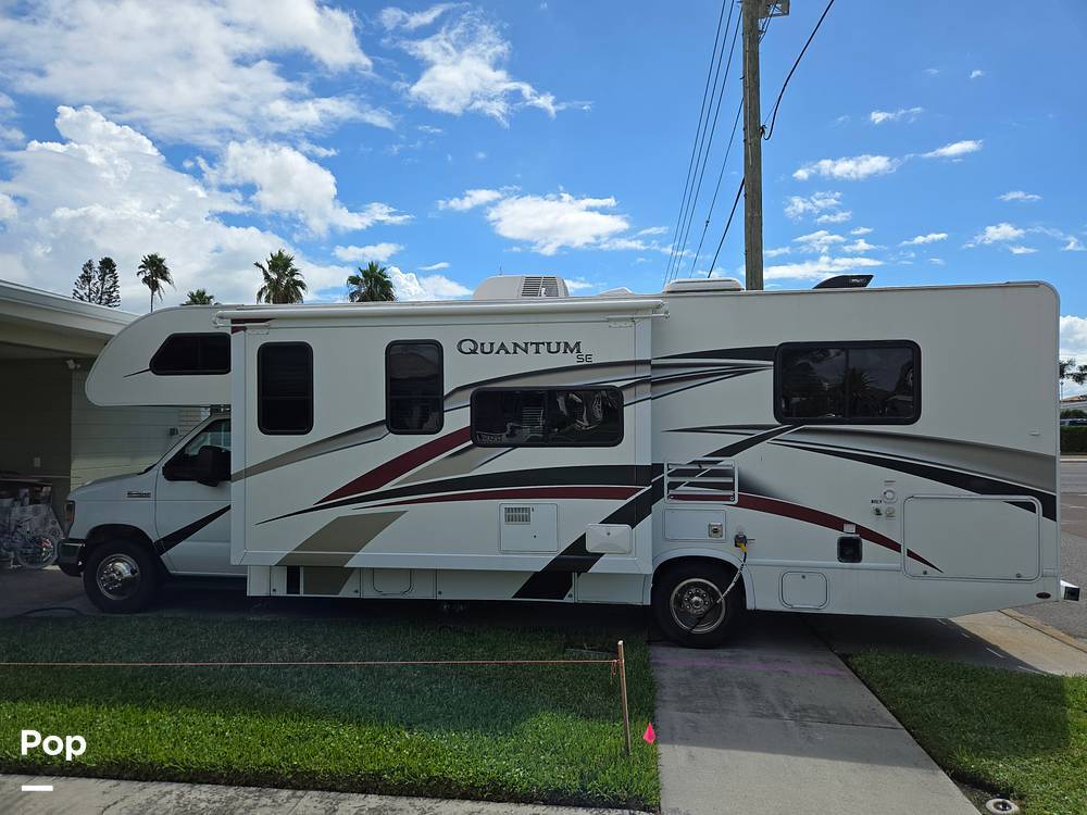 2019 Thor Motor Coach Quantum SE28 in st pete beach FL