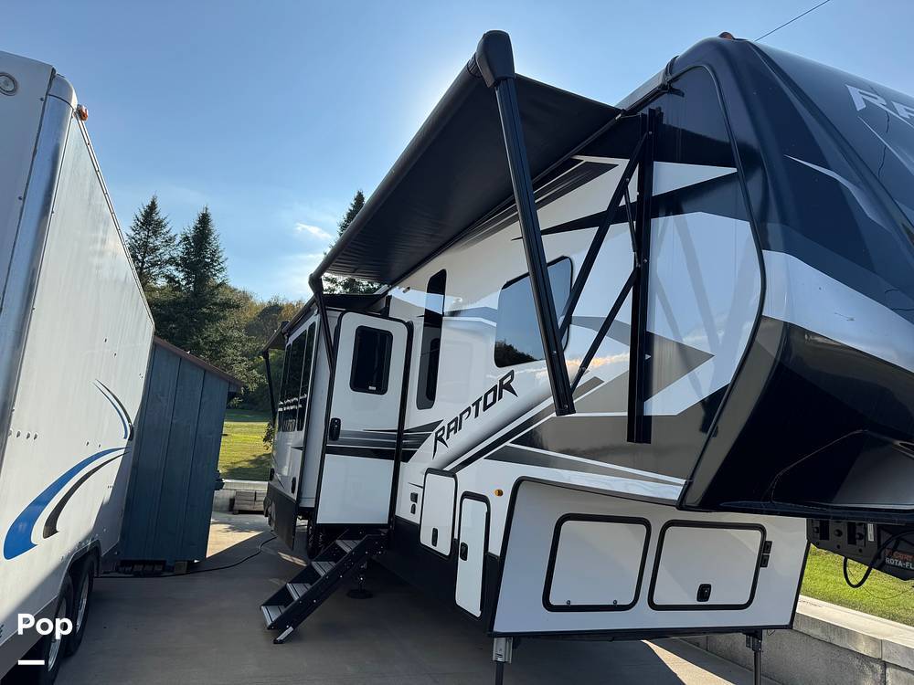2022 Keystone Raptor 352 in poland NY