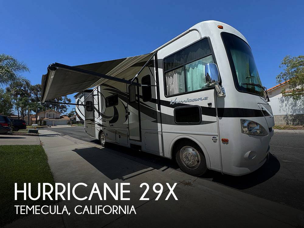 2014 Thor Motor Coach Hurricane 29X in temecula CA