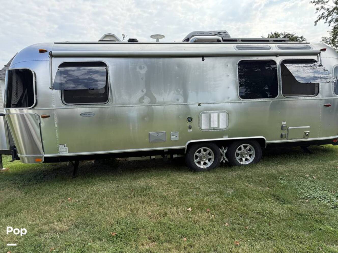 A photo of this 2019 Airstream Flying Cloud 25FB