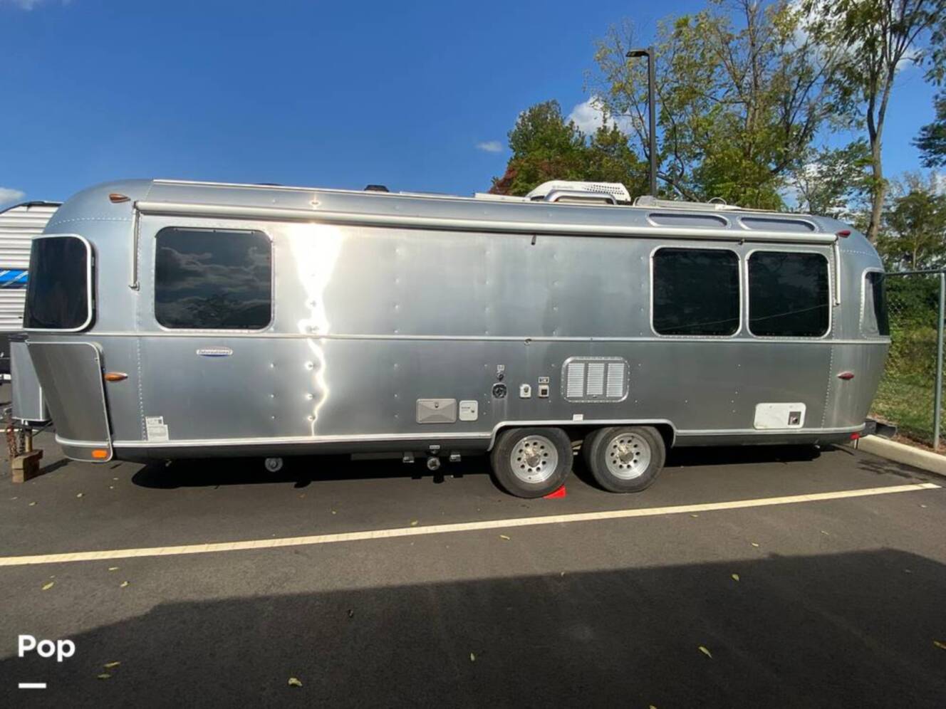 A photo of this 2014 Airstream International Serenity 27FB