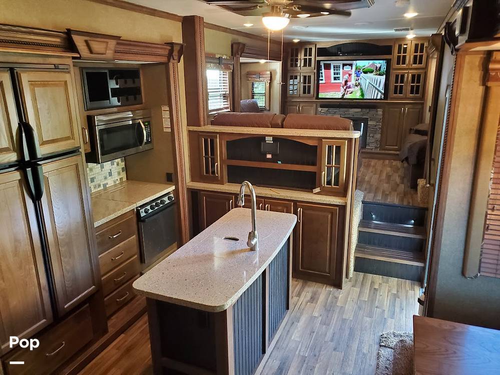 2016 Keystone Alpine 3660FL in fair oaks CA