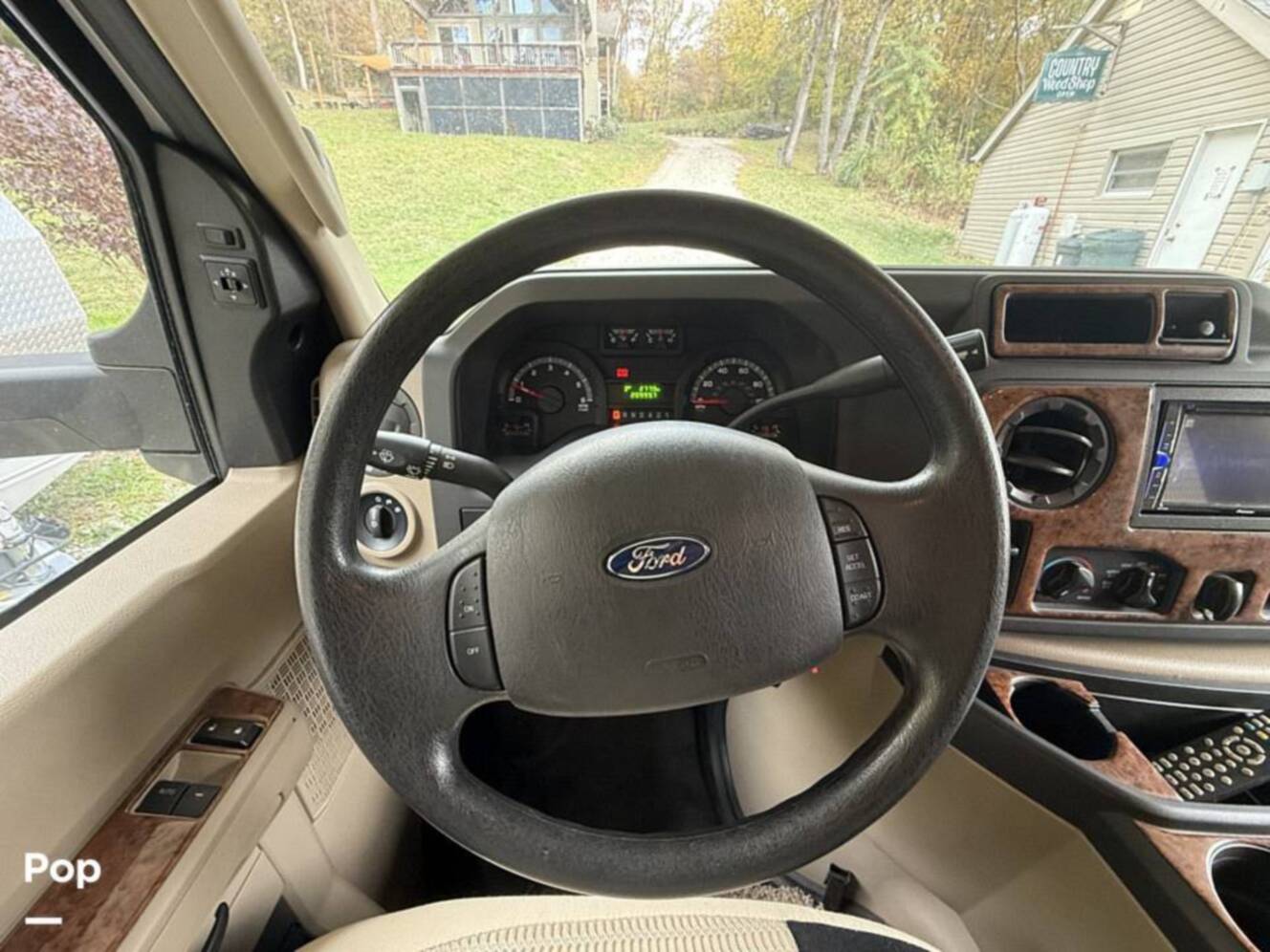 A photo of this 2017 Thor Motor Coach Quantum WS31