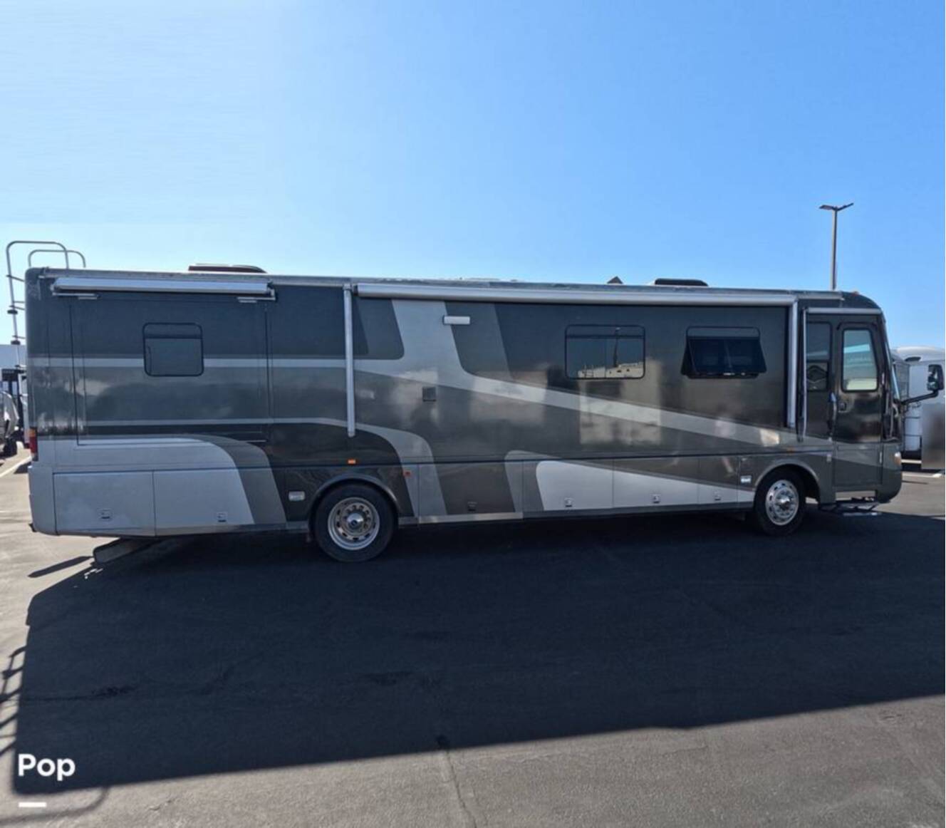 A photo of this 2006 Airstream Land Yacht A37