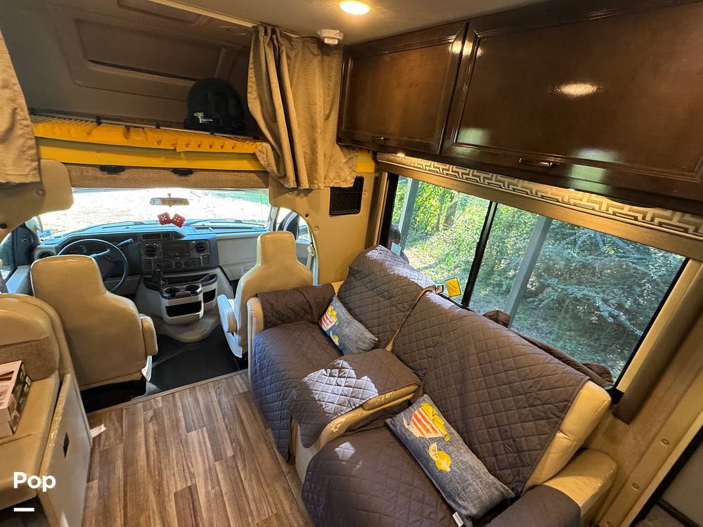 2019 Thor Motor Coach Quantum KW29 in franklinton LA