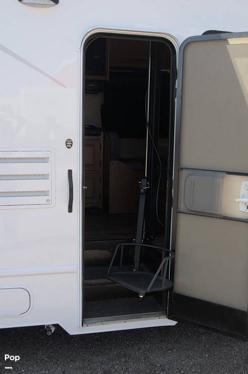2016 Thor Motor Coach Majestic 28A in timnath CO