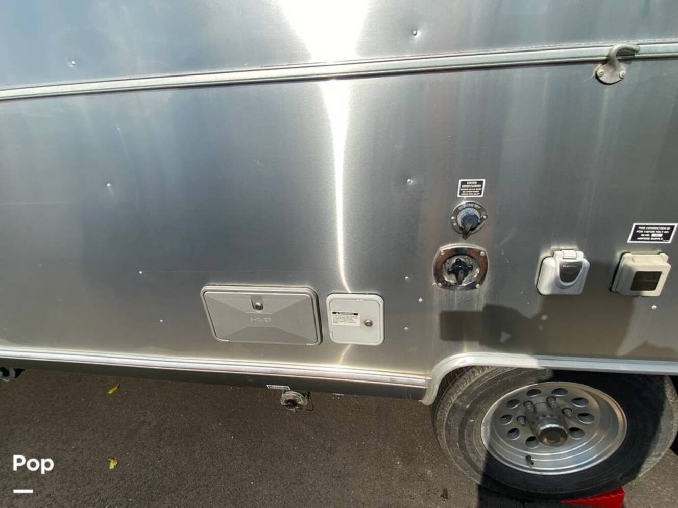 A photo of this 2014 Airstream International Serenity 27FB
