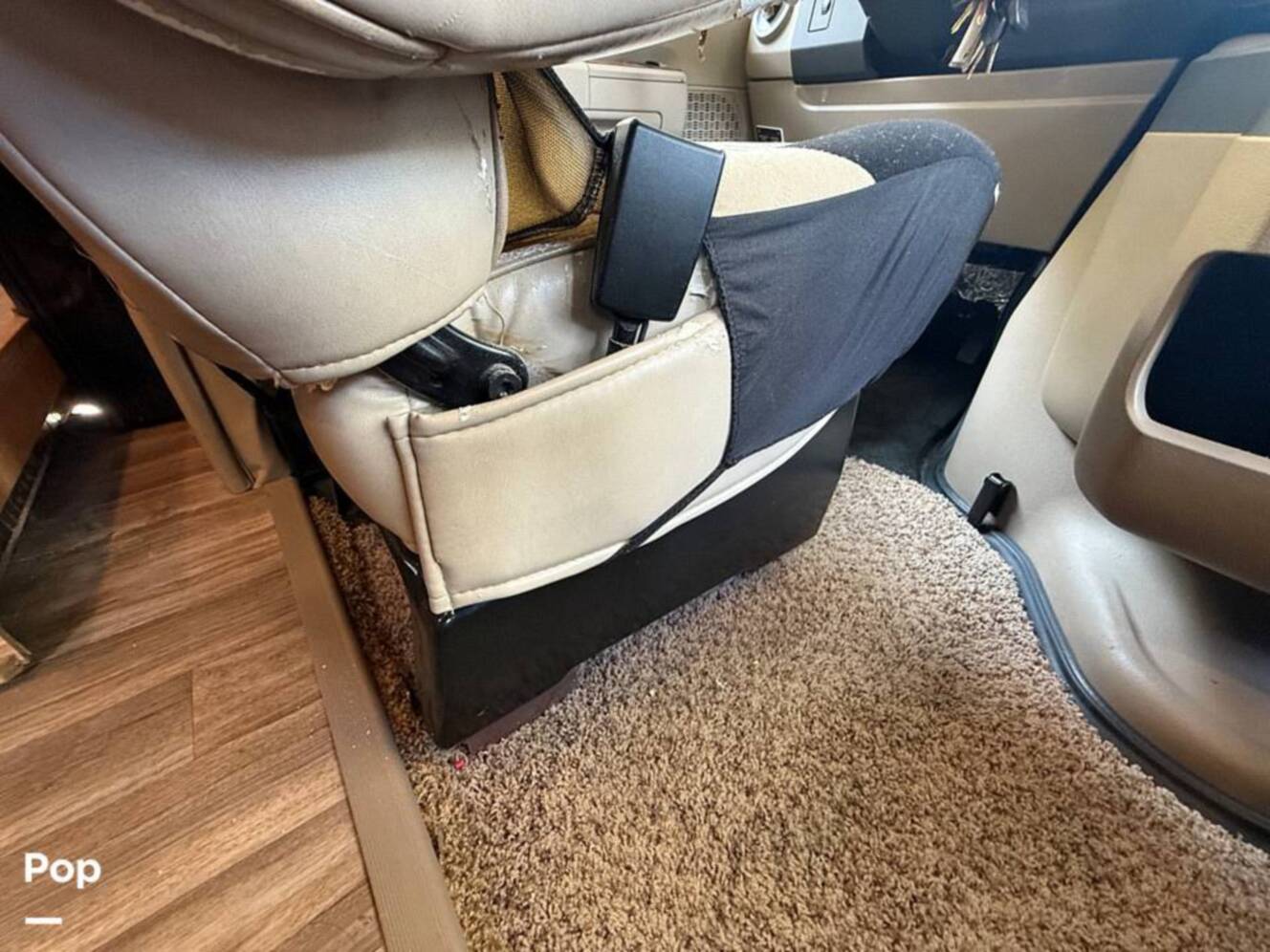 A photo of this 2017 Thor Motor Coach Quantum WS31