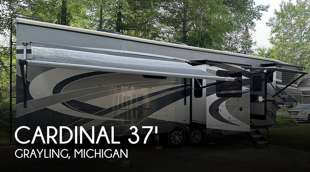 2019 Forest River Cardinal Luxury 3700FLX RV