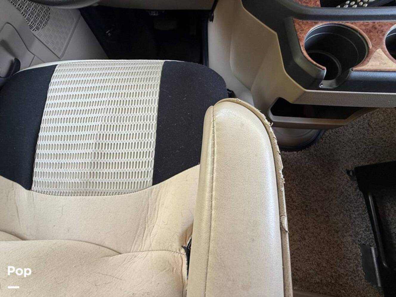 A photo of this 2017 Thor Motor Coach Quantum WS31