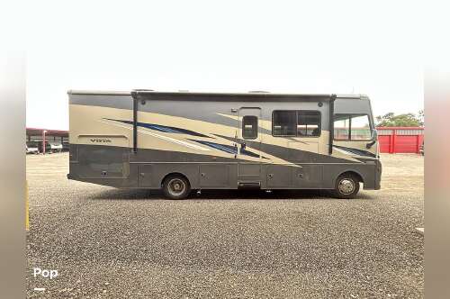 2021 Winnebago Vista 31B in godley TX