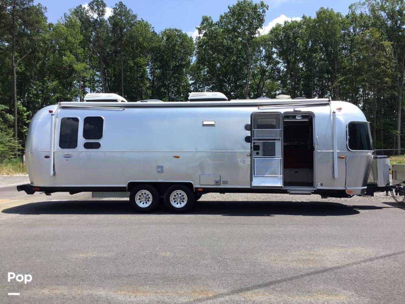A photo of this 2019 Airstream International Serenity 30RB
