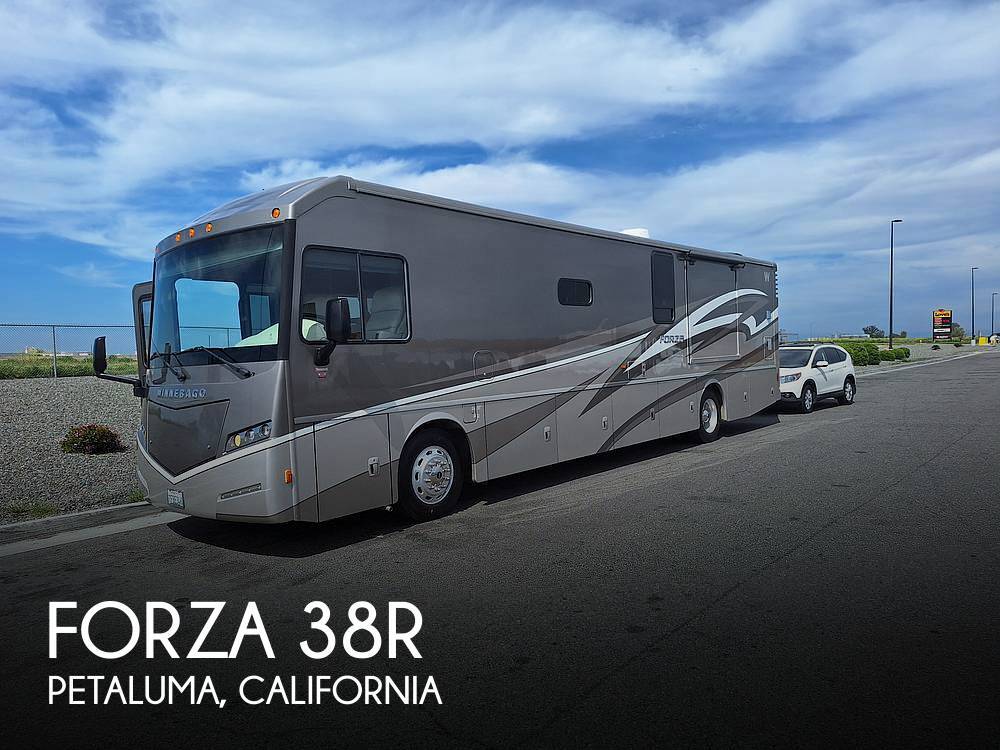 2014 Winnebago Forza 38R RV
