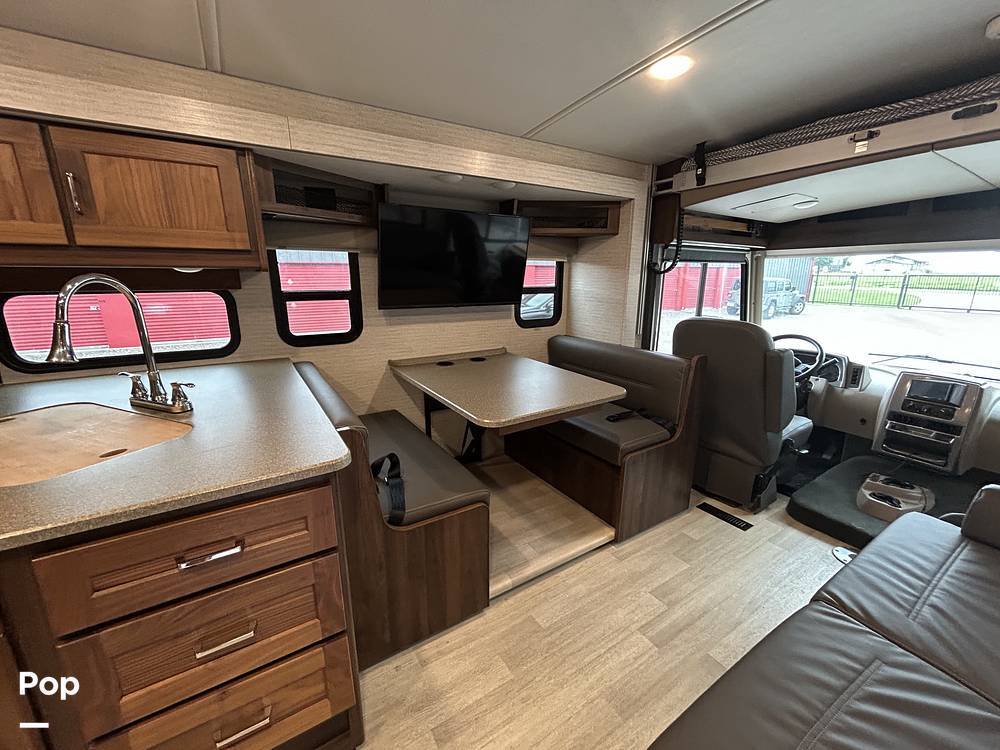 2021 Winnebago Vista 31B in godley TX