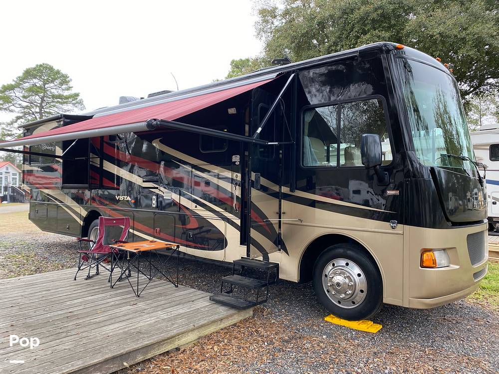 2014 Winnebago Vista 35F in aviston IL