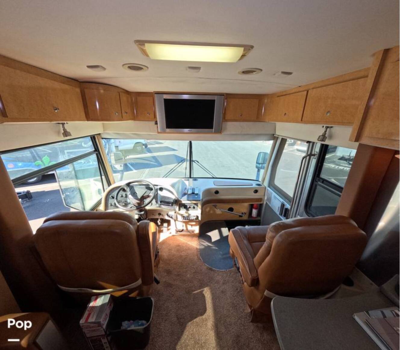A photo of this 2006 Airstream Land Yacht A37