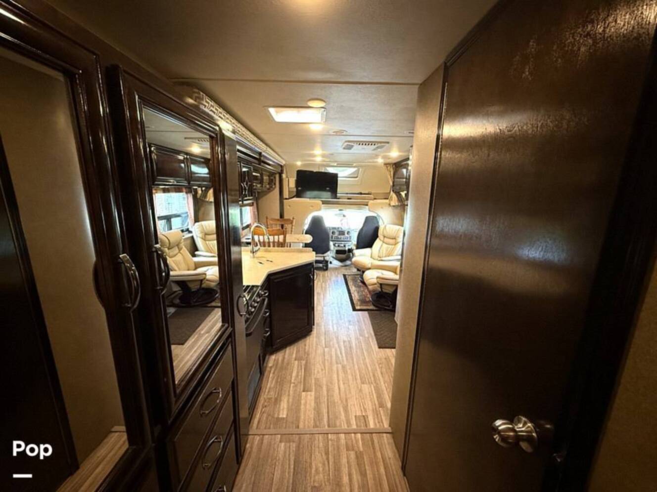 A photo of this 2017 Thor Motor Coach Quantum WS31