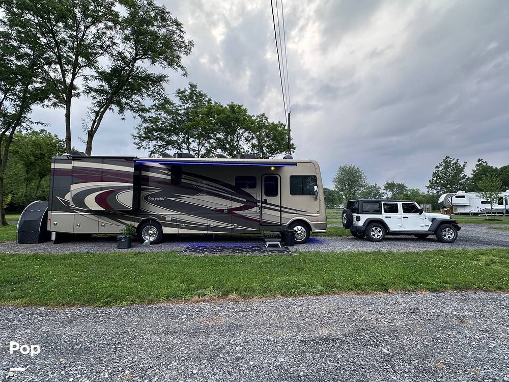 2018 Fleetwood Bounder 35K in carlisle PA