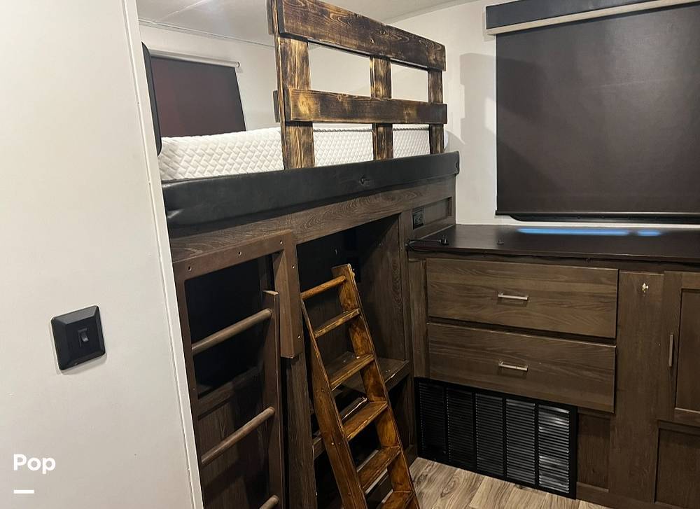 2018 Forest River Salem Hemisphere GLX 300BH in lahoma OK