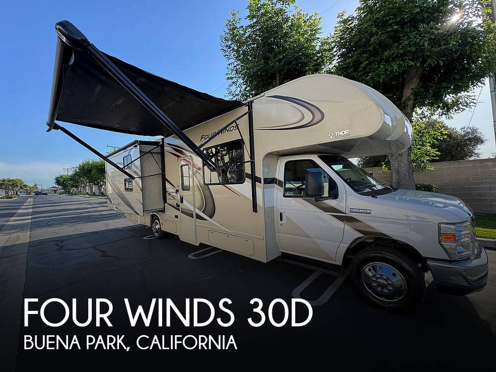 2020 Thor Motor Coach Four Winds 30D in buena park CA