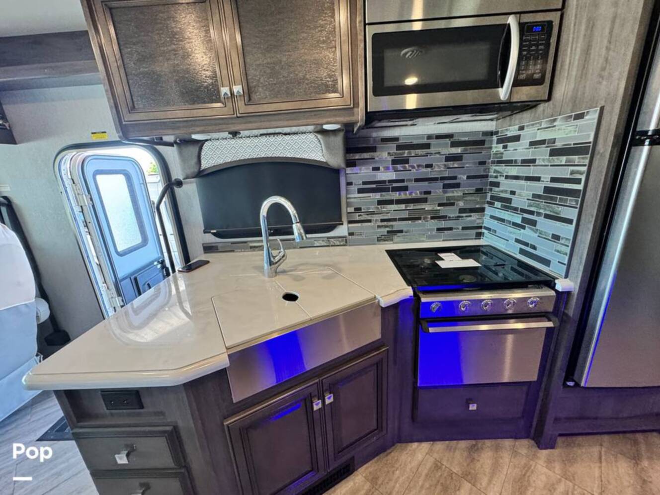 A photo of this 2020 Fleetwood Fortis 34MB