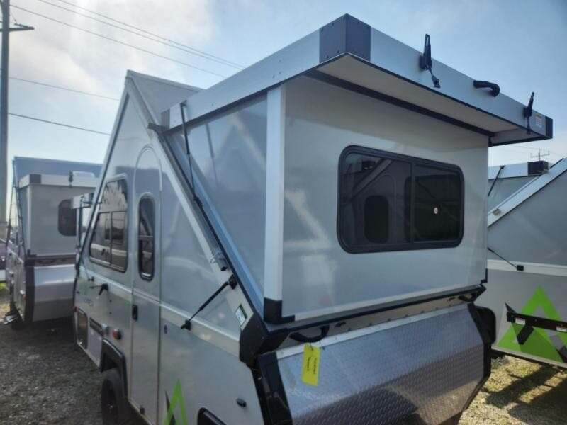 2025 Aliner Ranger 12 REAR SOFA in sturtevant WI