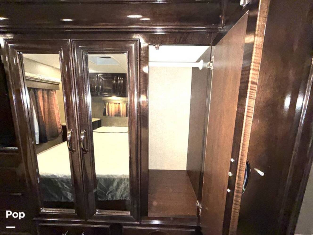 A photo of this 2017 Thor Motor Coach Quantum WS31