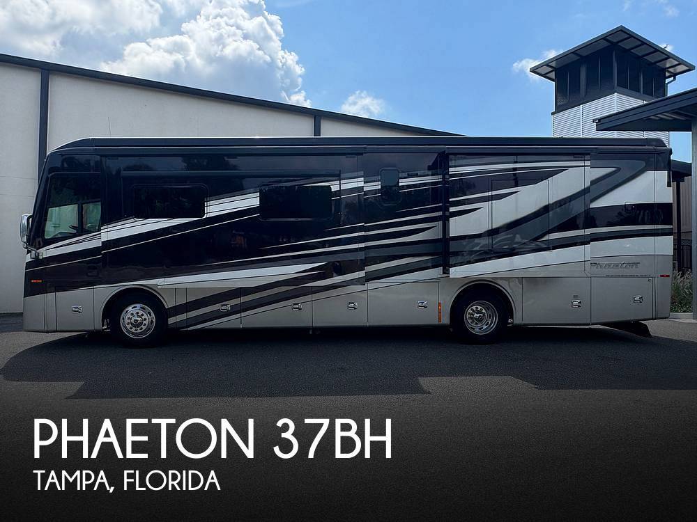 2022 Tiffin Phaeton 37BH in tampa FL