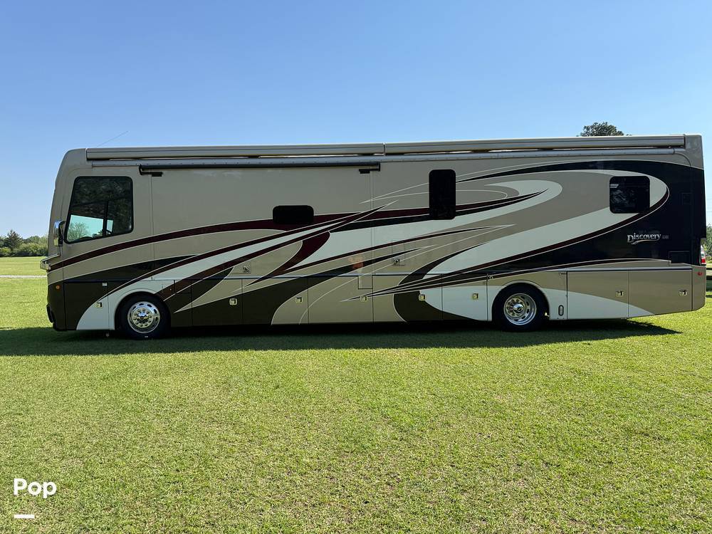 2018 Fleetwood Discovery 40G in fouke AR