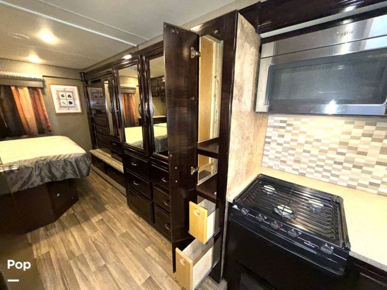 A photo of this 2017 Thor Motor Coach Quantum WS31