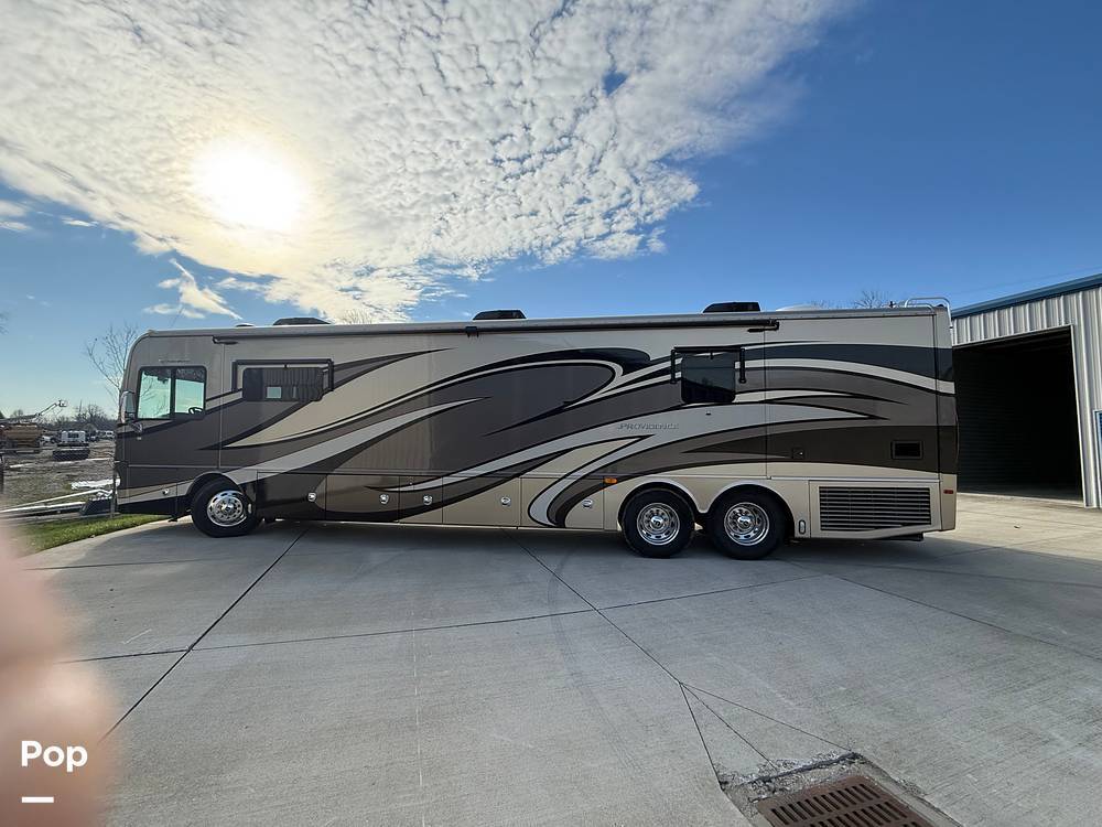2015 Fleetwood Providence 42M in florence KY