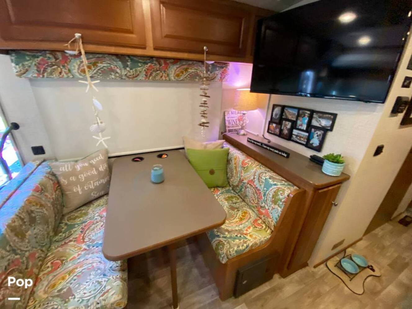 A photo of this 2017 Winnebago Sunstar 29VE