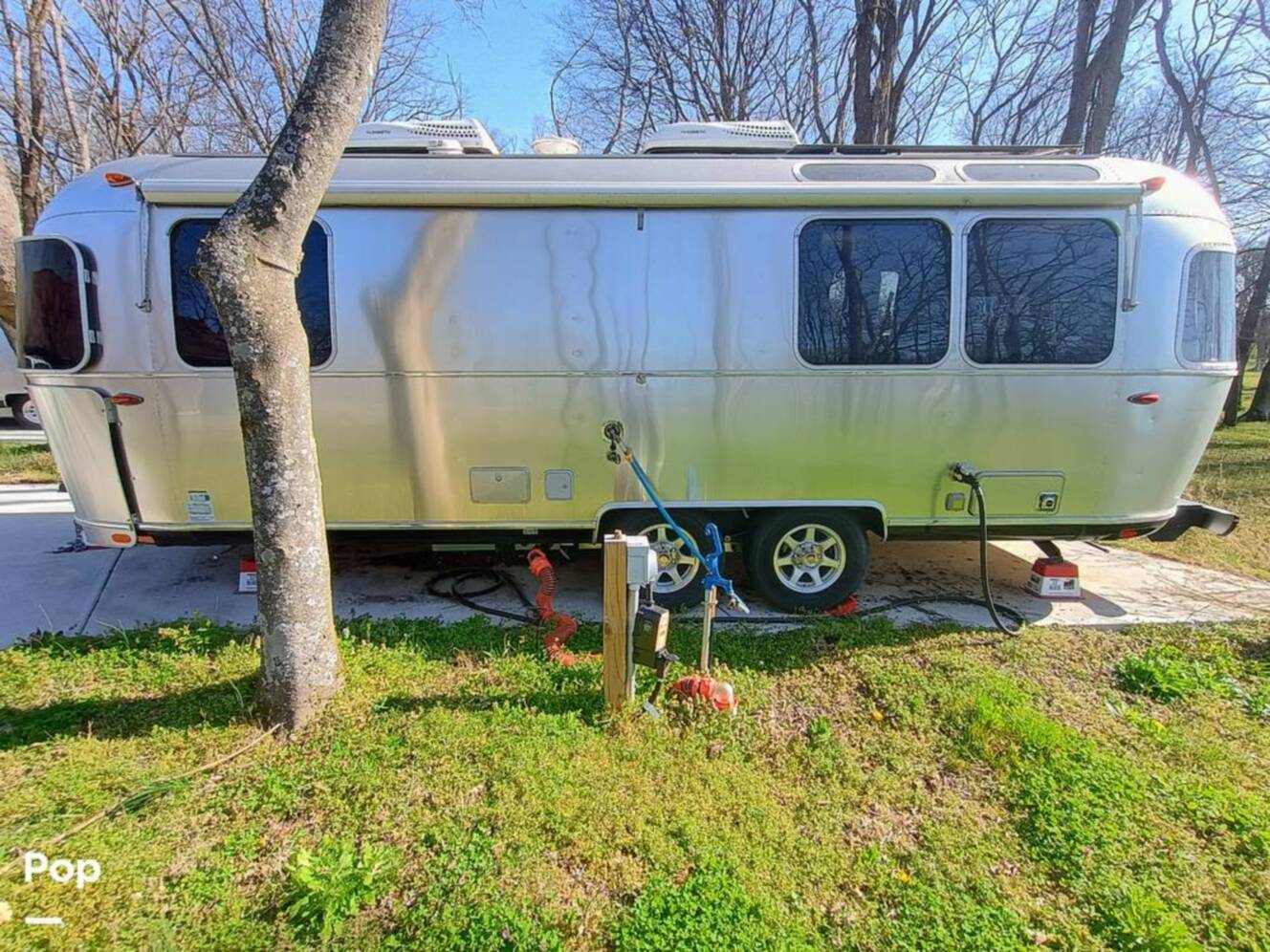A photo of this 2023 Airstream Flying Cloud 25FB