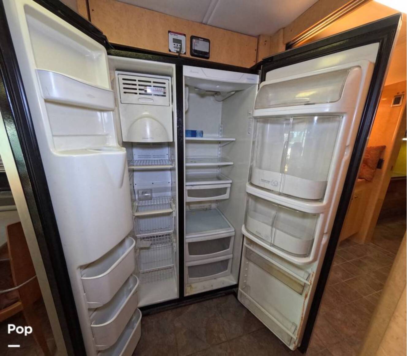 A photo of this 2006 Airstream Land Yacht A37