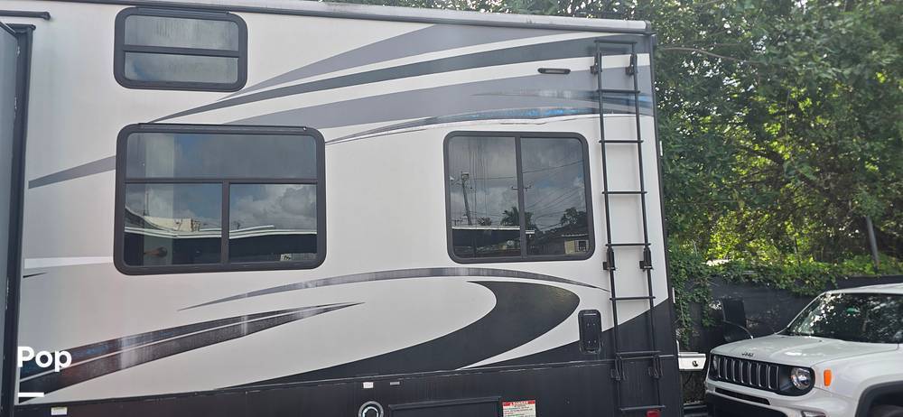 2018 Heartland Cyclone 4005 in fort lauderdale FL