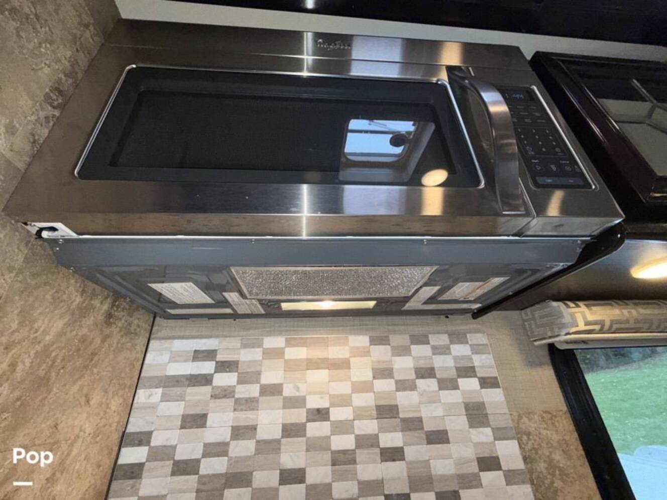A photo of this 2017 Thor Motor Coach Quantum WS31
