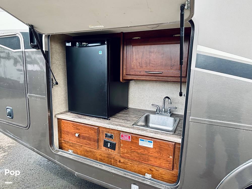 2017 Coachmen Pursuit 30FW in harrison AR