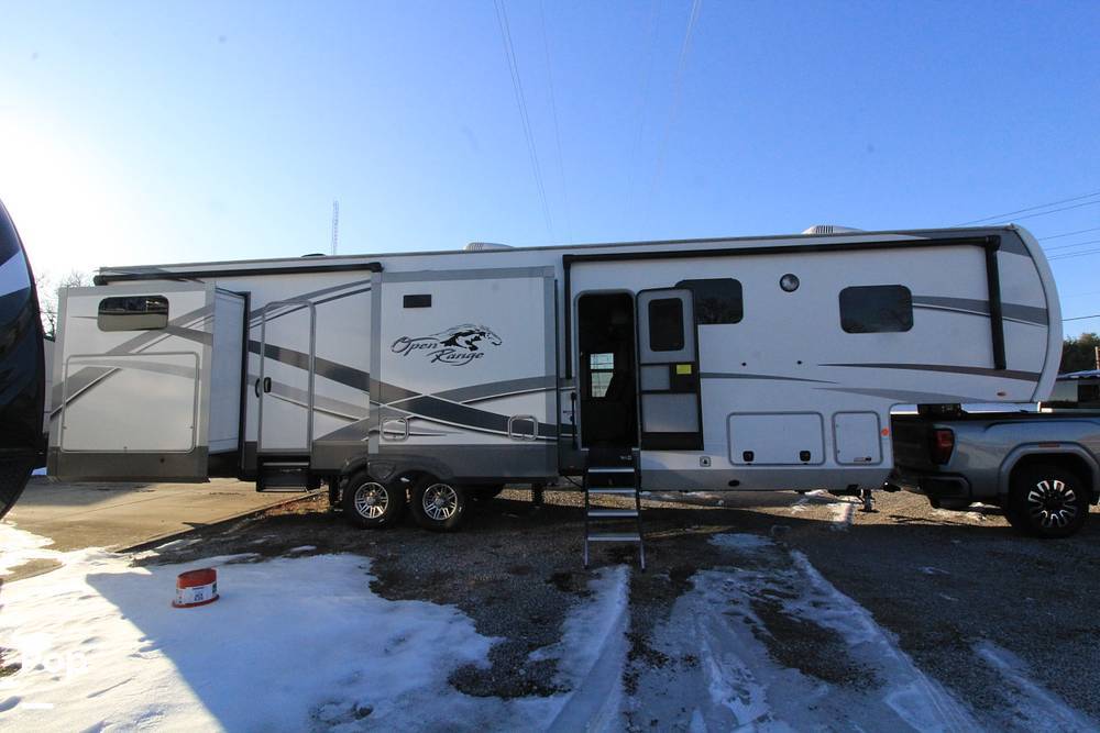 2021 Highland Ridge Open Range 427BHS OF427BHS in cincinnati OH