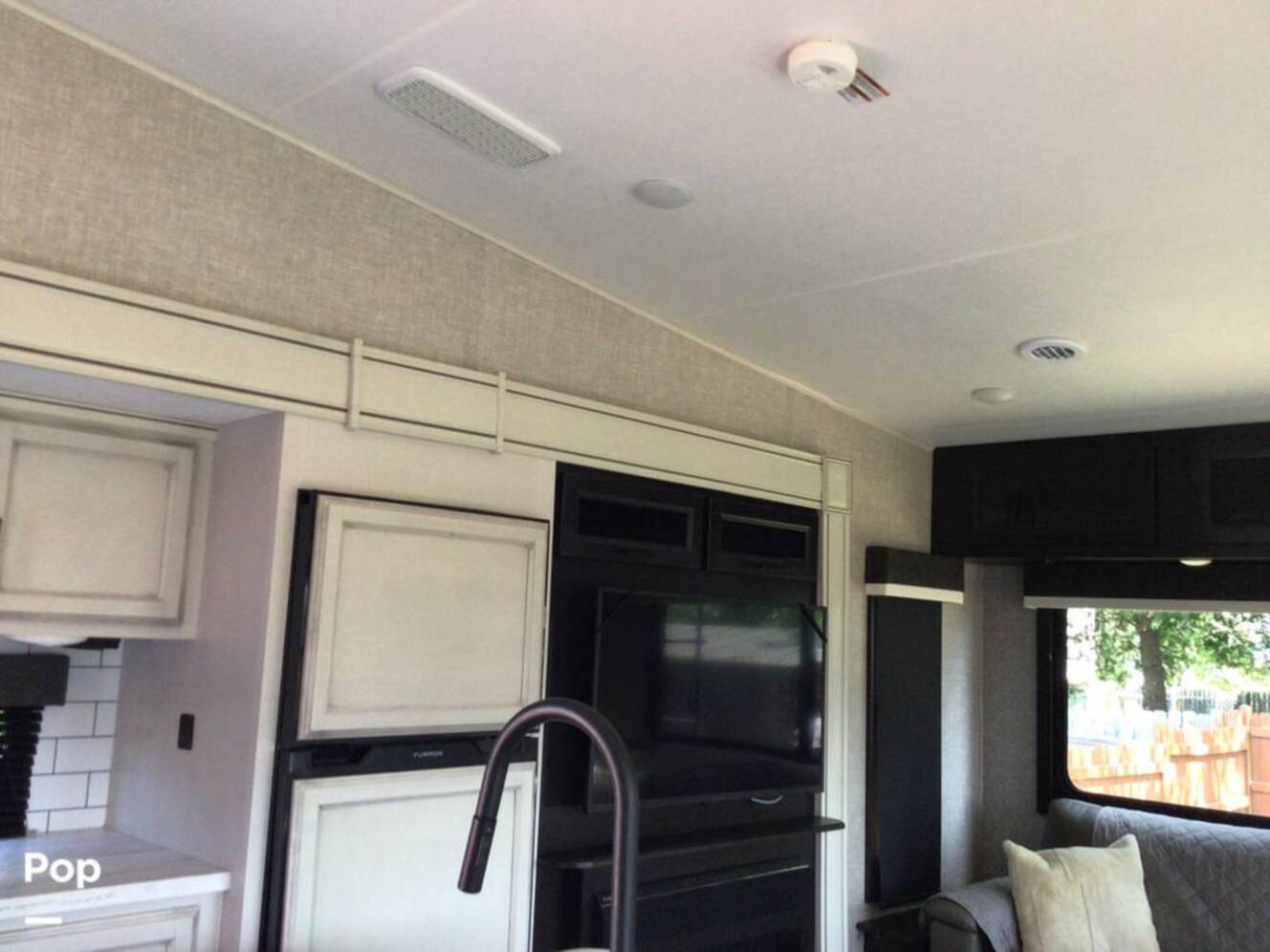 A photo of this 2022 Jayco Eagle HT 28.5RSTS