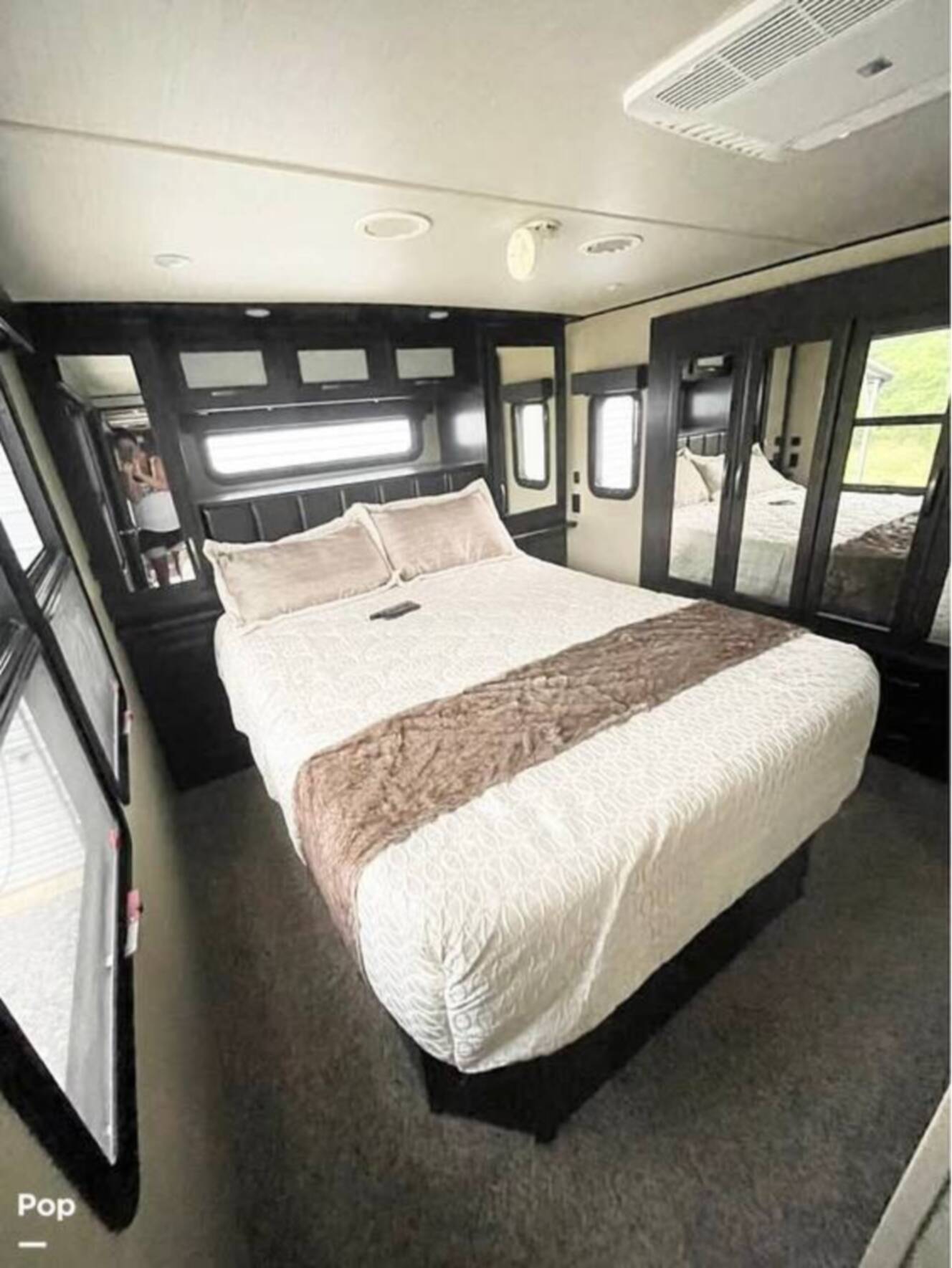 A photo of this 2017 Grand Design Momentum 376TH
