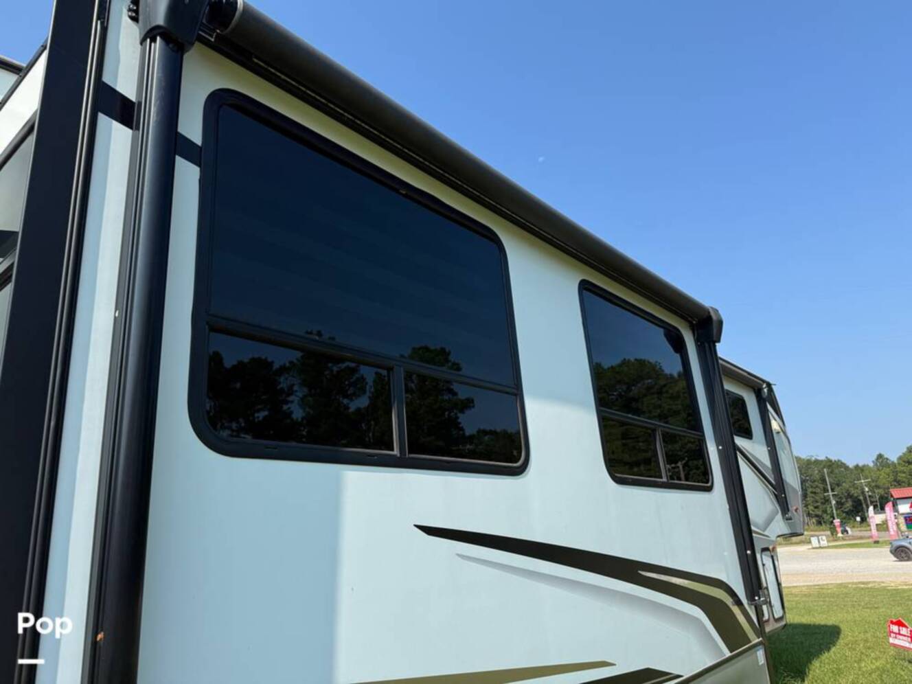 A photo of this 2022 Prime Time Crusader Lite 335RLP