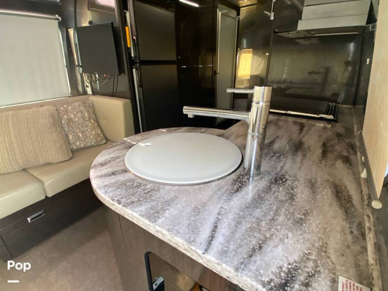A photo of this 2014 Airstream International Serenity 27FB