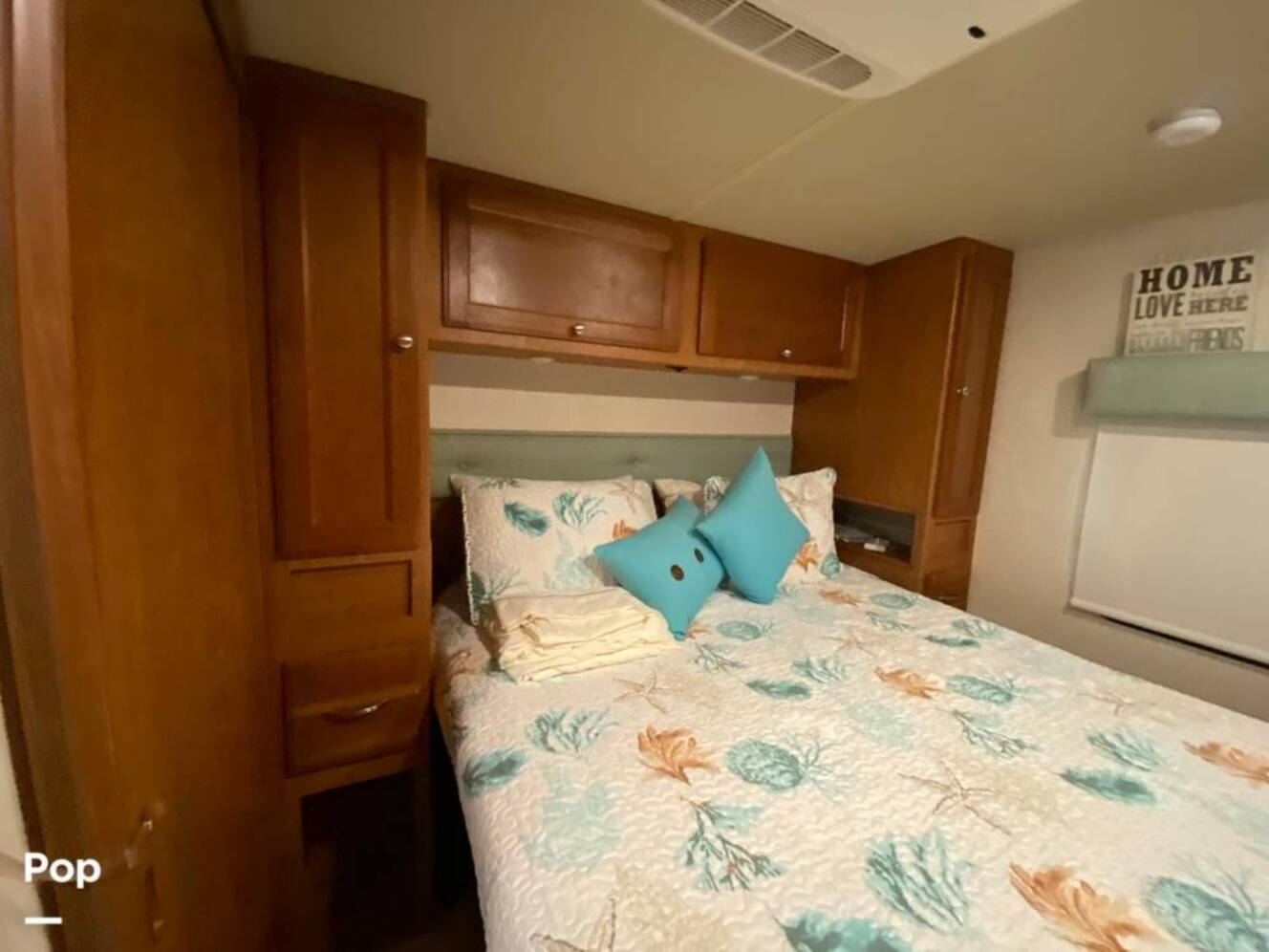 A photo of this 2017 Winnebago Sunstar 29VE