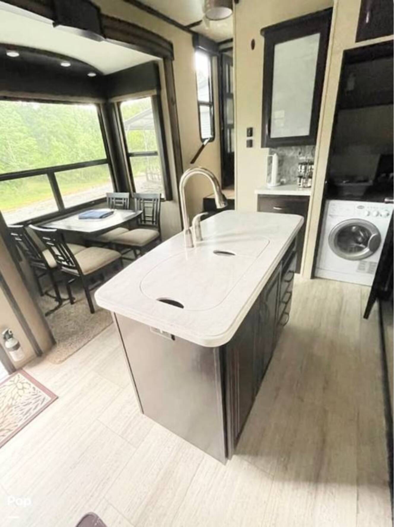 A photo of this 2017 Grand Design Momentum 376TH