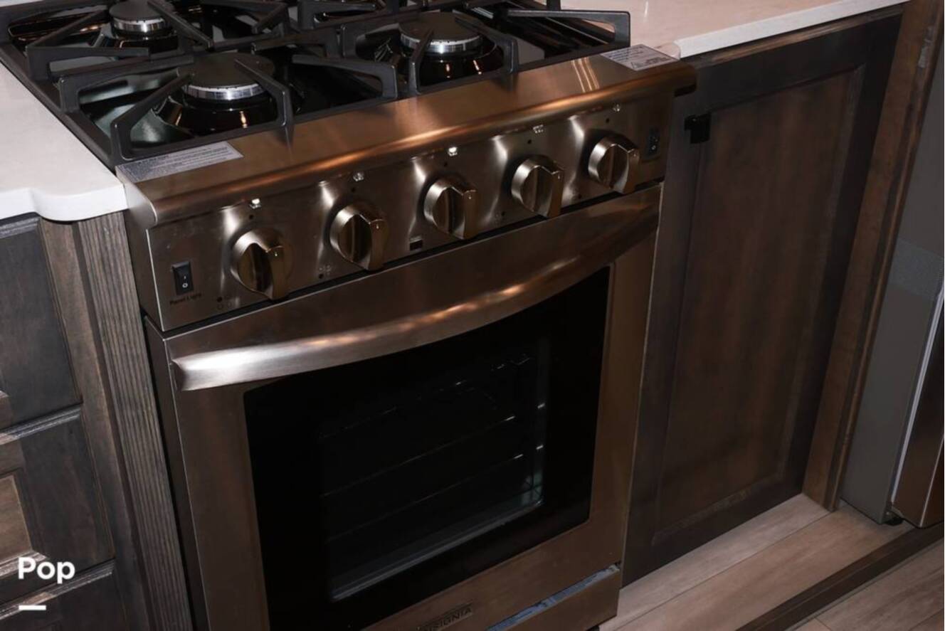 A photo of this 2022 Vanleigh Rv Beacon 42RDB