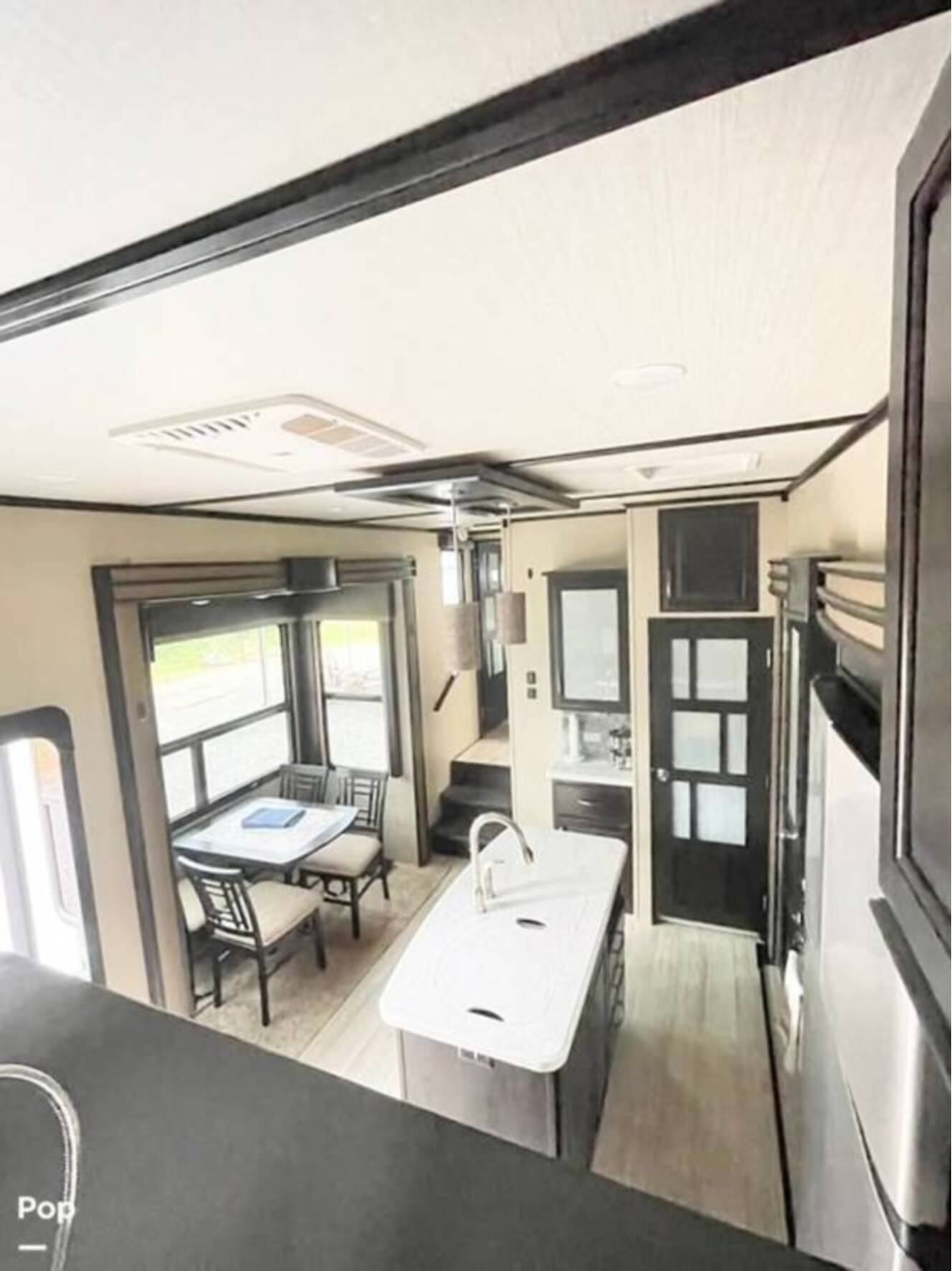 A photo of this 2017 Grand Design Momentum 376TH