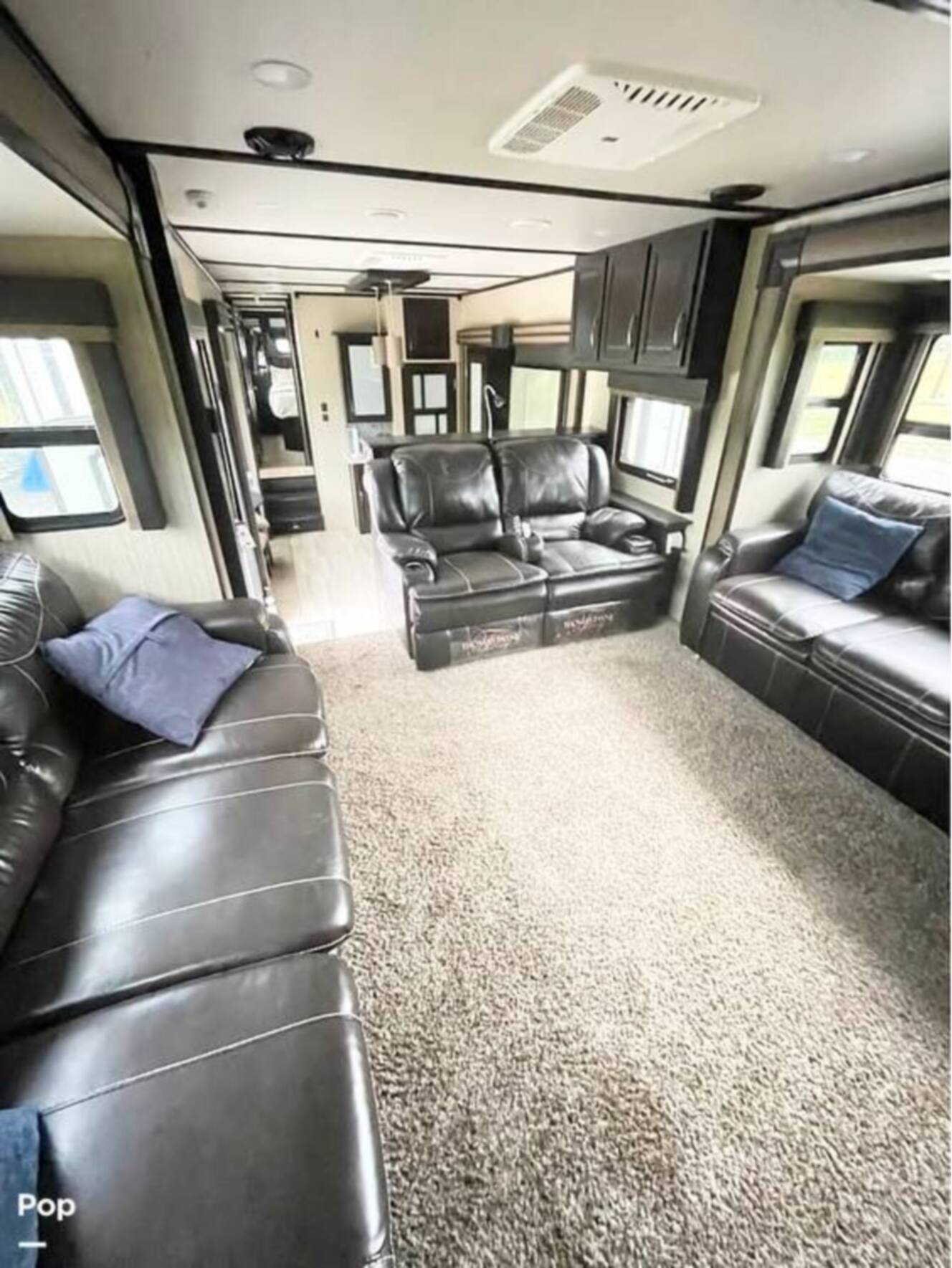 A photo of this 2017 Grand Design Momentum 376TH