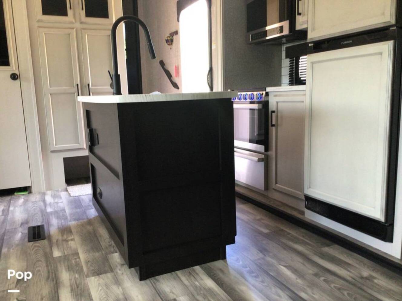 A photo of this 2022 Jayco Eagle HT 28.5RSTS