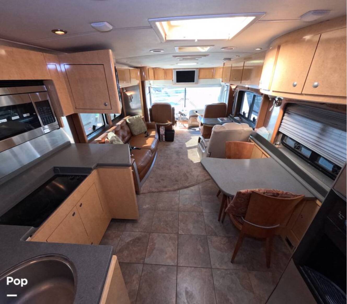 A photo of this 2006 Airstream Land Yacht A37