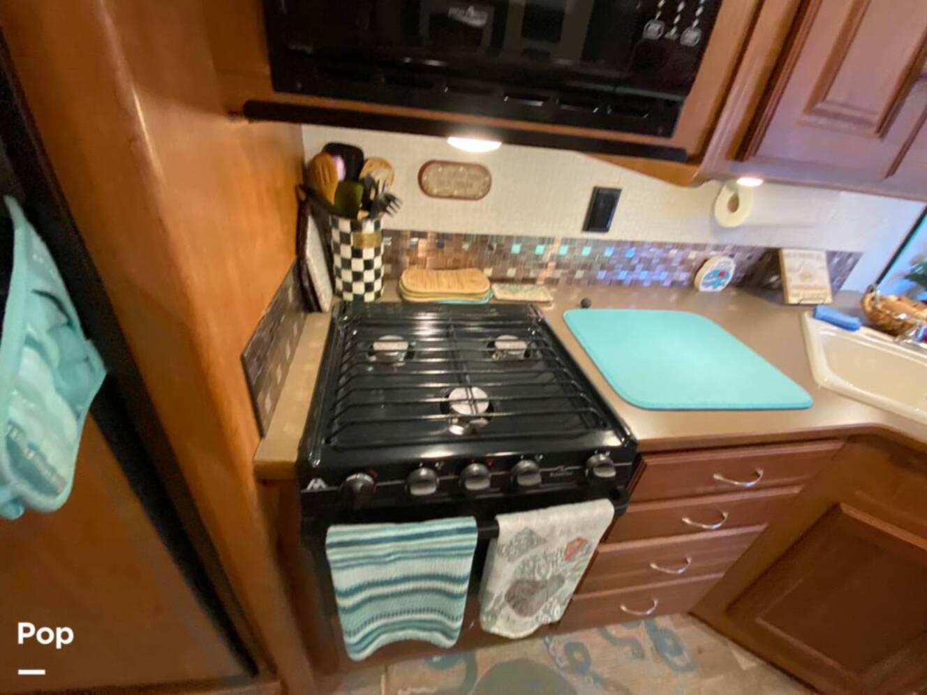 A photo of this 2017 Winnebago Sunstar 29VE